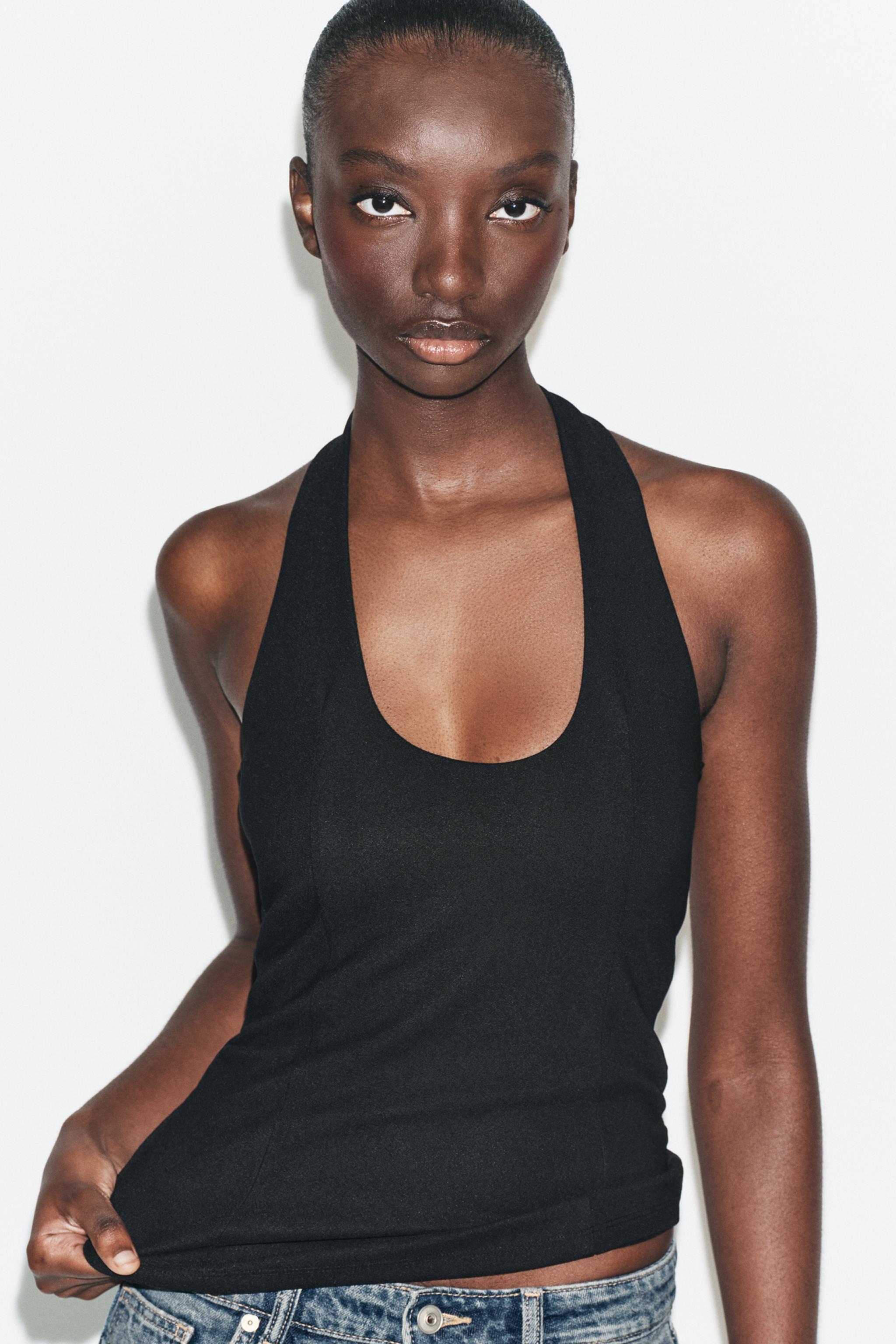 CREPE HALTER TOP